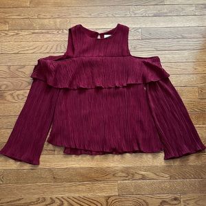 J.O.A. Cold shoulder top